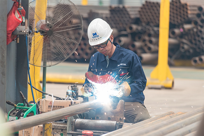 鹿泉网架焊接车间